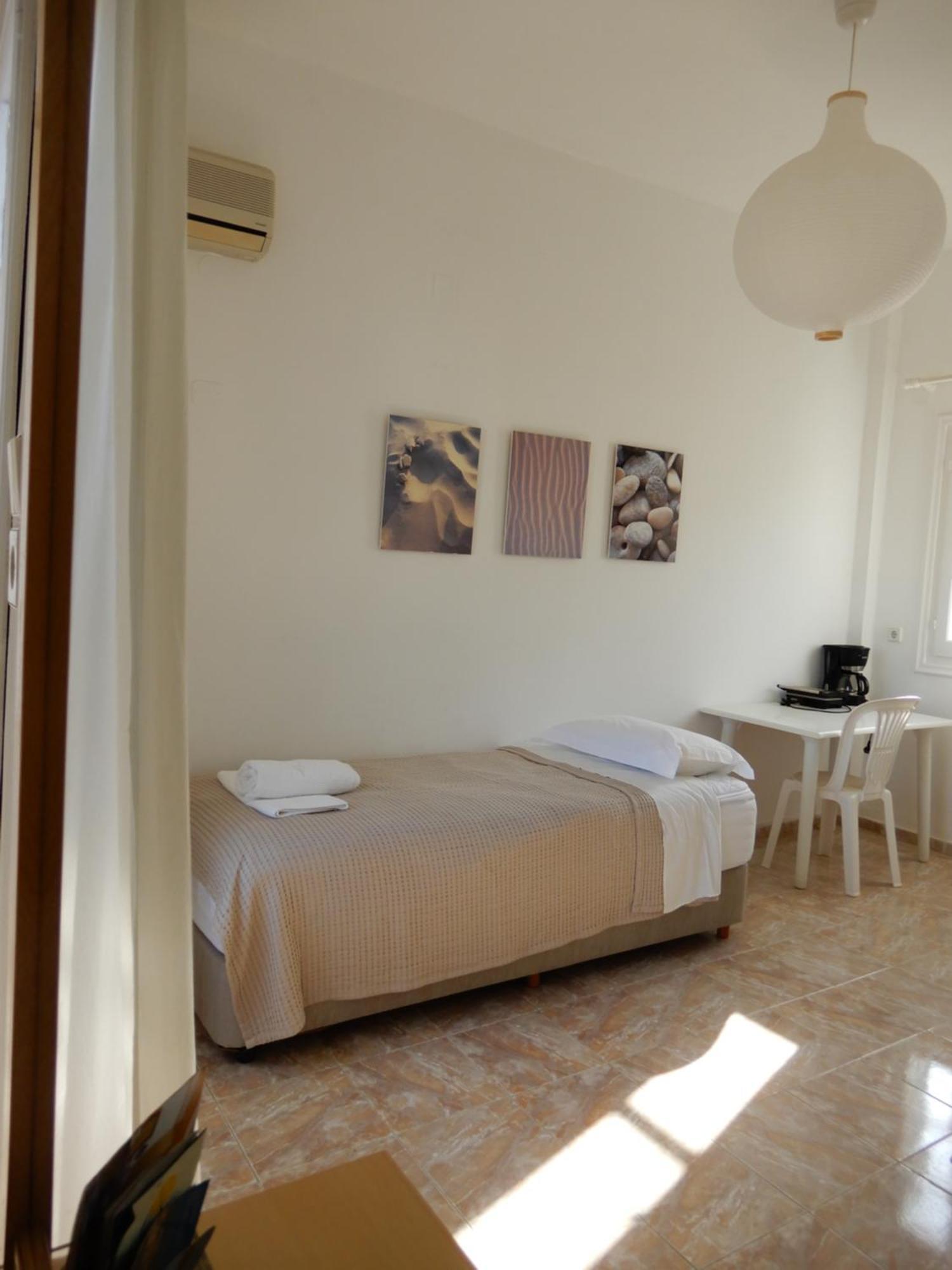 Apartment Glarontas *
